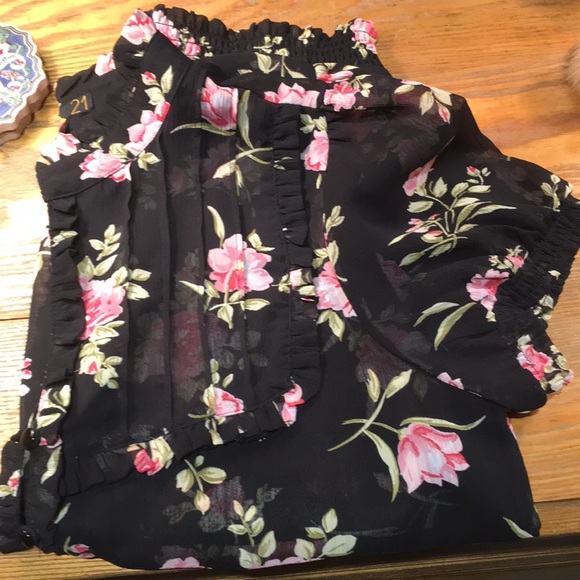 Blouse - Picture 6 of 6